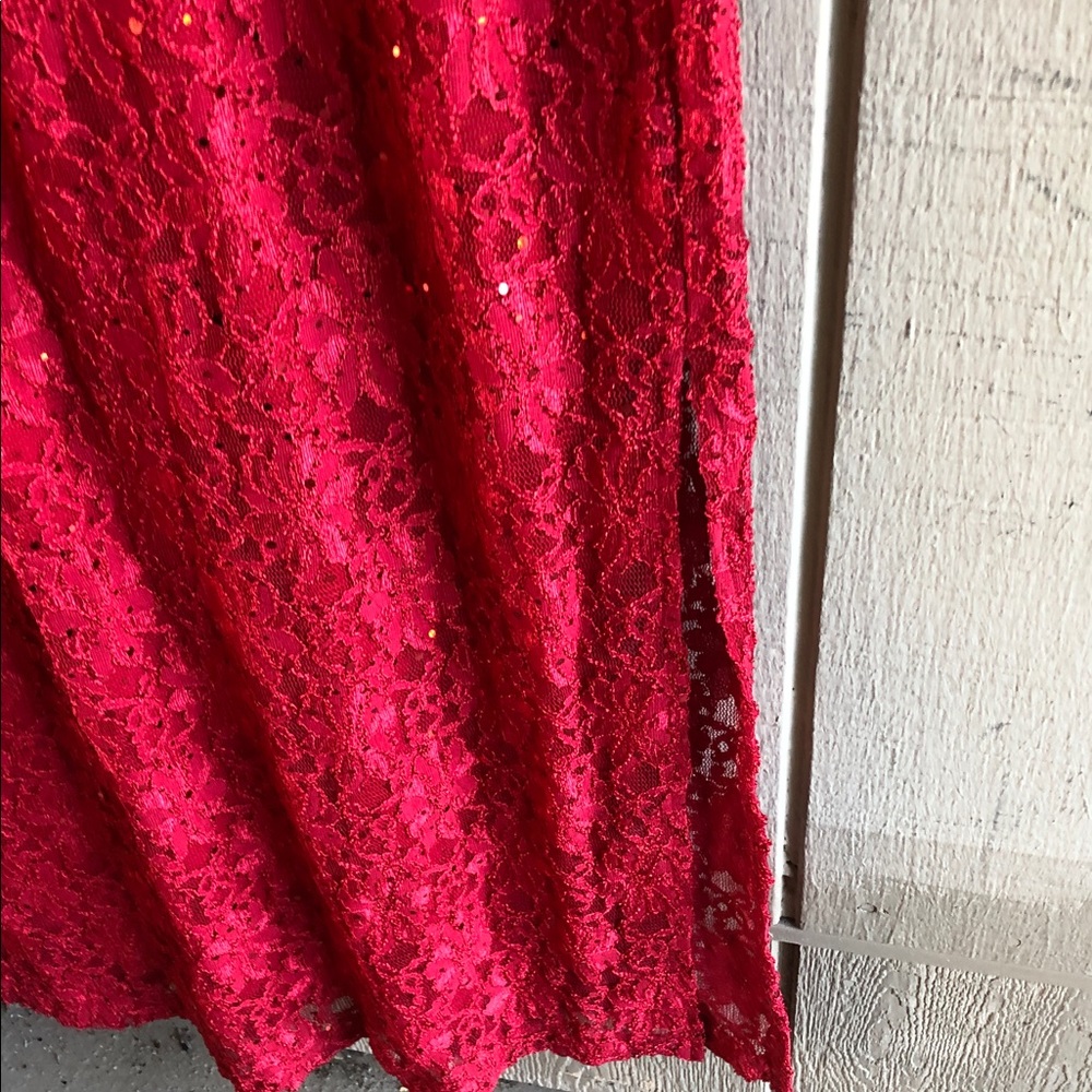 CONNECTED APPAREL Red Lace Short-Sleeve V-Neck Maxi Dress - Picture 5 of 14